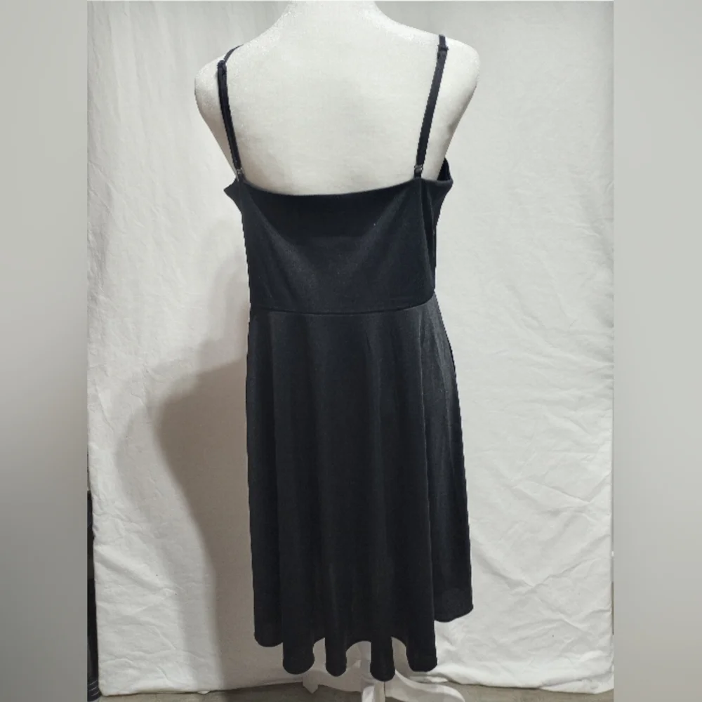 Hell Bunny Eden Rose Floral Ruffled Dress Size Medium Rose Floral Print - Picture 9 of 13